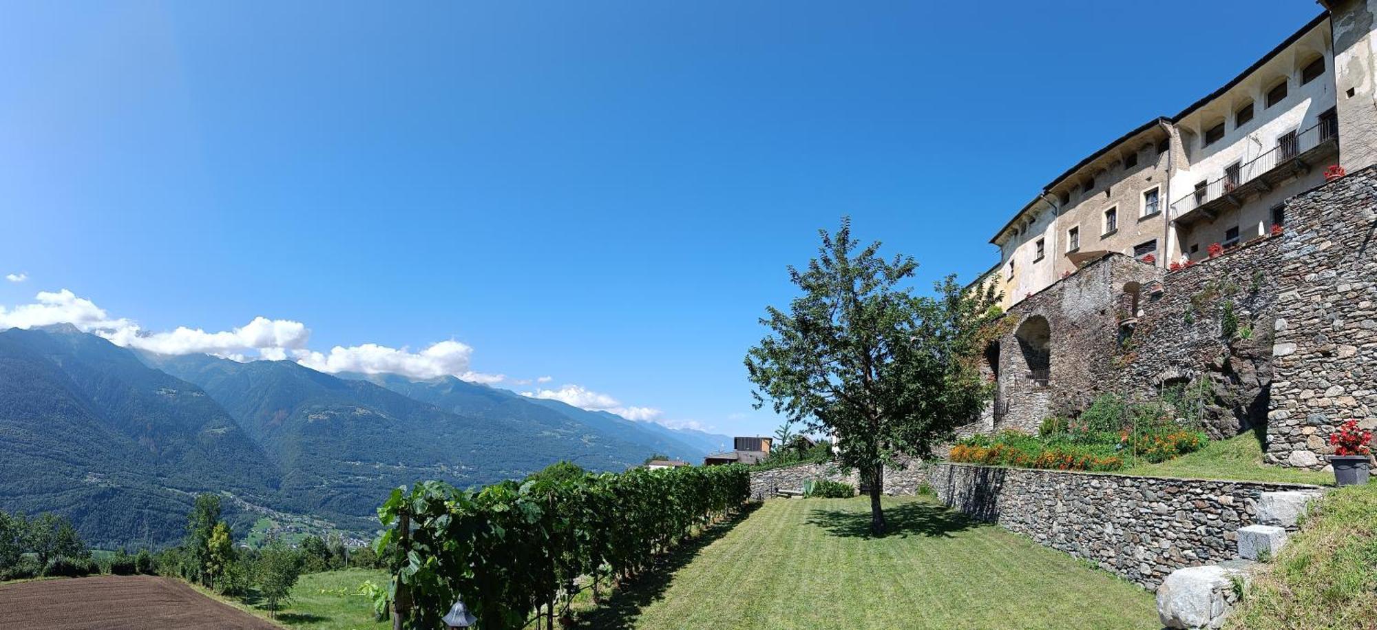 Palazzo Juvalta Bed & Breakfast Teglio Exterior photo