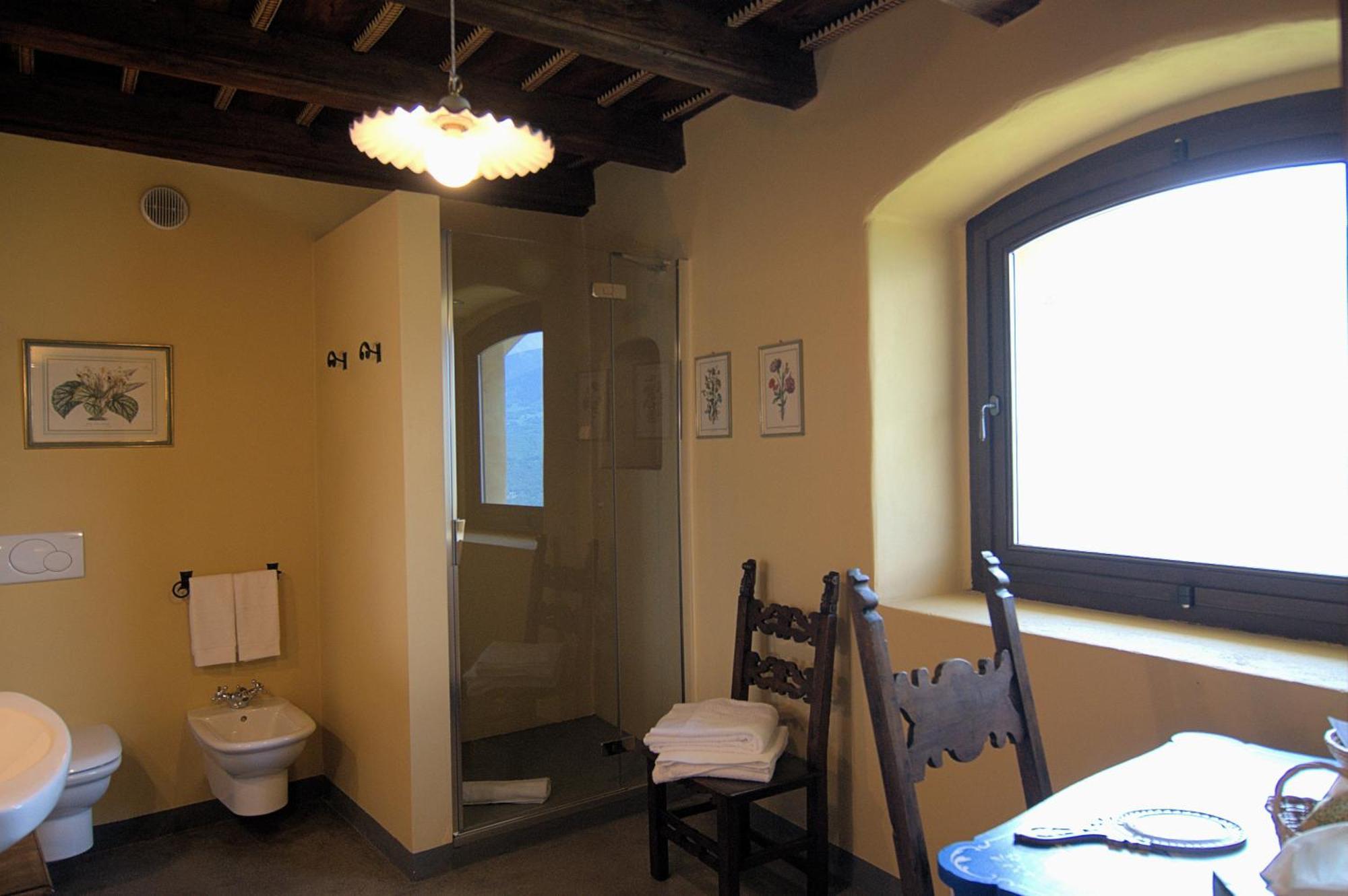 Palazzo Juvalta Bed & Breakfast Teglio Room photo